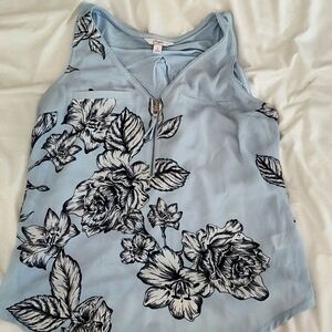 Candies blue floral blouse, like new